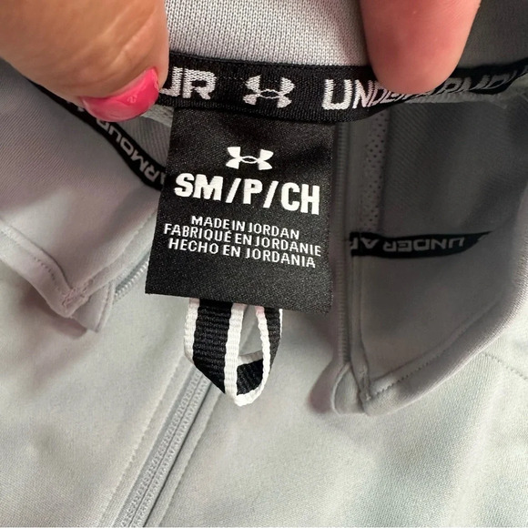 NWT Under Armour command warm up Women's Full-Zip Jacket sz S loose fit - Picture 6 of 9